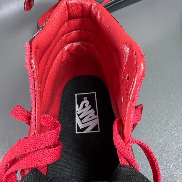 Vans **Limited Edition** Chinese New Year Red High-Top Floral Embroidery - Picture 13 of 14